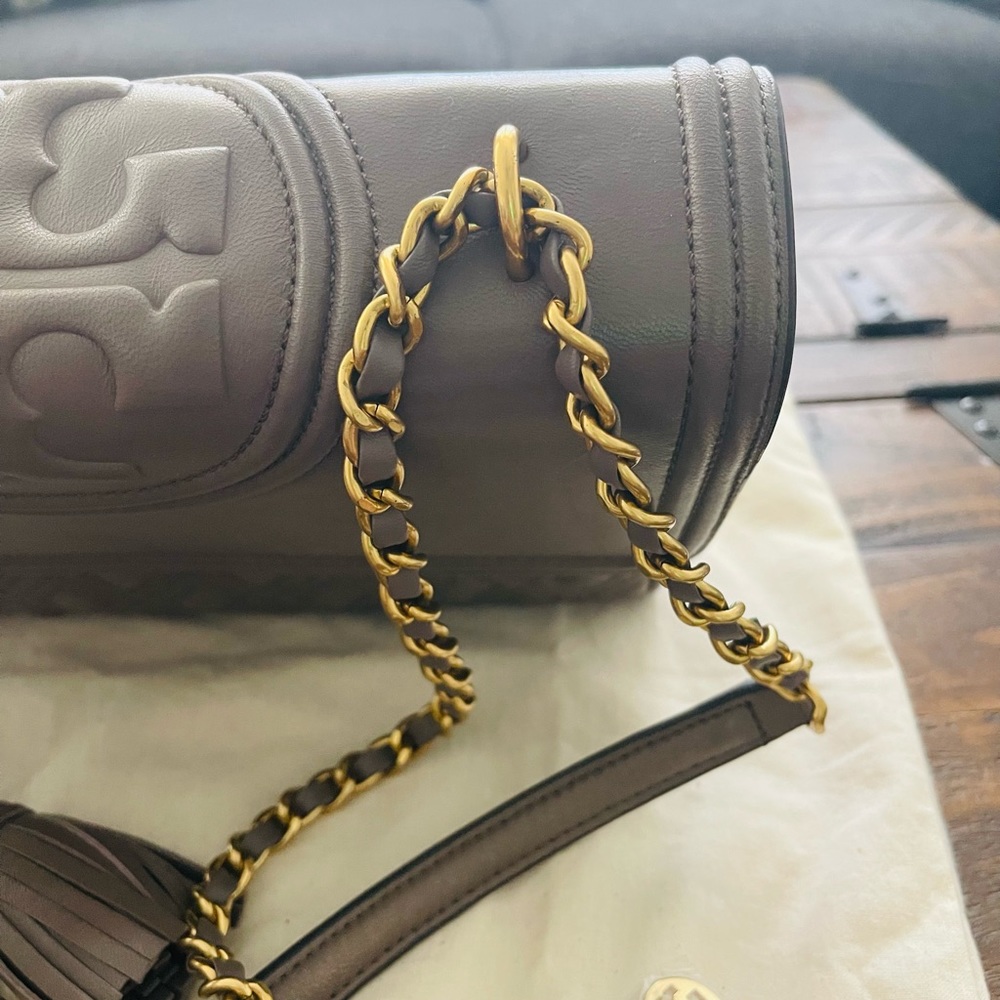 Authentic Large Tory Burch Adjustable Fleming - image 3